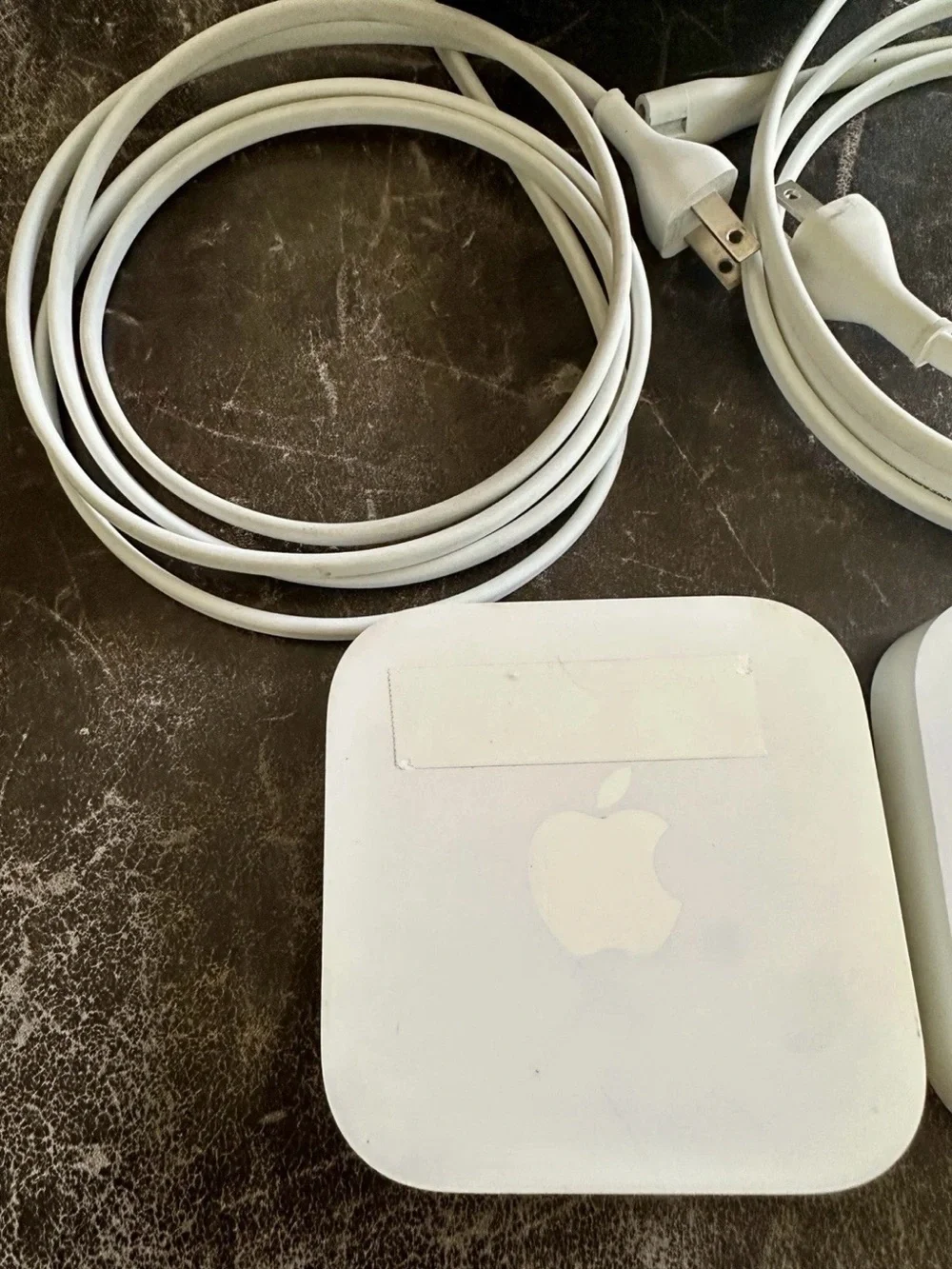 2x Apple AirPort Express 2nd Gen A1392 AirPlay 2 Wireless Router Box Cords used